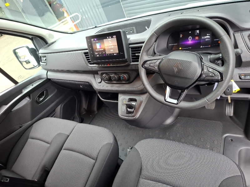 Renault Trafic Sl30 Blue Dci 150 Advance Safety Van Eag9 White #3