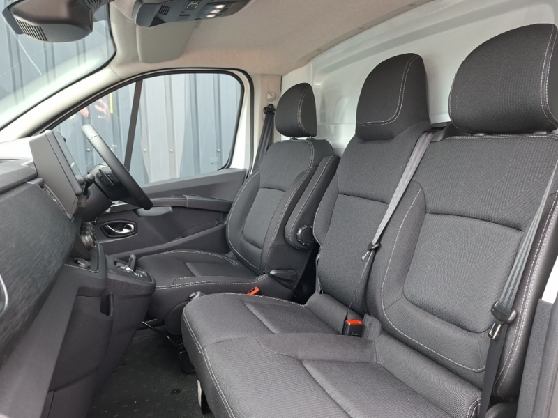 Renault Trafic Ll30 Blue Dci 150 Extra Safety Van Eag9 White #5