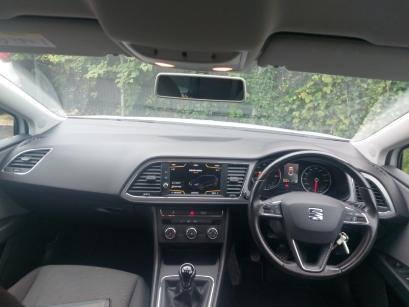 Seat Leon 1.2 Tsi Se Dynamic Technology White #3