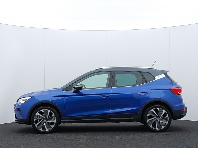 Seat Arona 1.0 Tsi 115 Fr Sport Blue #4