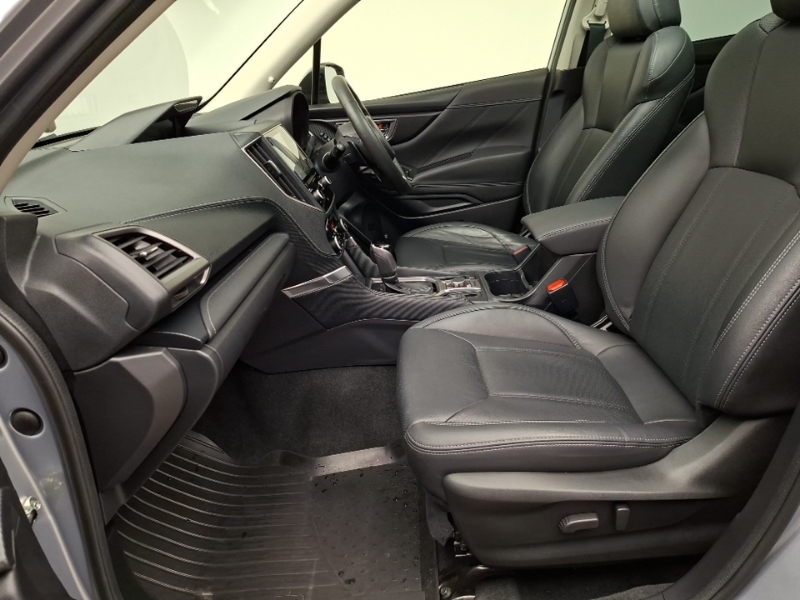 Subaru Forester 2.0I E-boxer Xe Premium Lineartronic Silver #5