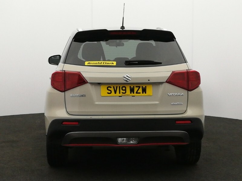 Suzuki Vitara Sz-t Silver #18