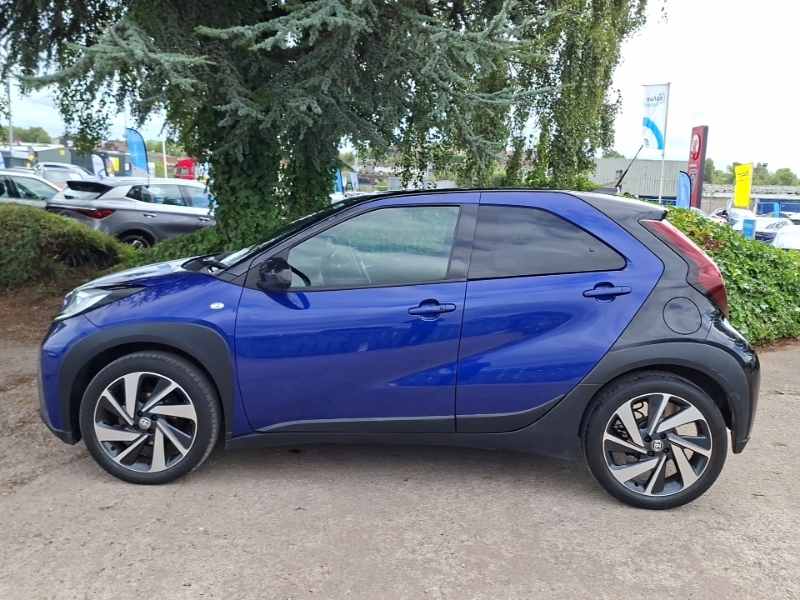 Toyota Aygo X 1.0 Vvt-i Exclusive Blue #4