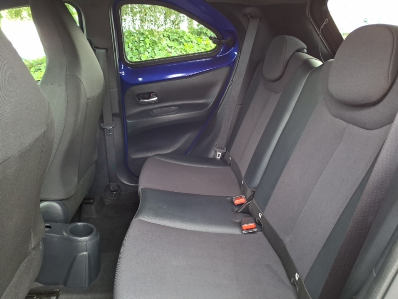 Toyota Aygo X 1.0 Vvt-i Exclusive Blue #6