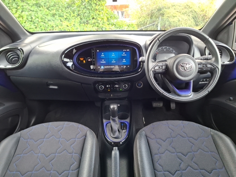 Toyota Aygo X 1.0 Vvt-i Exclusive Blue #3