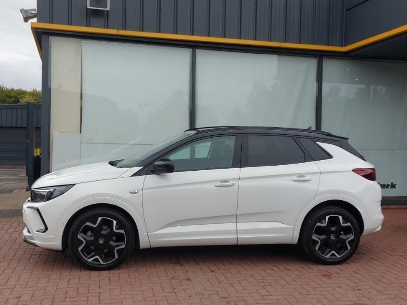 Vauxhall Grandland 1.2 Turbo Ultimate White #4