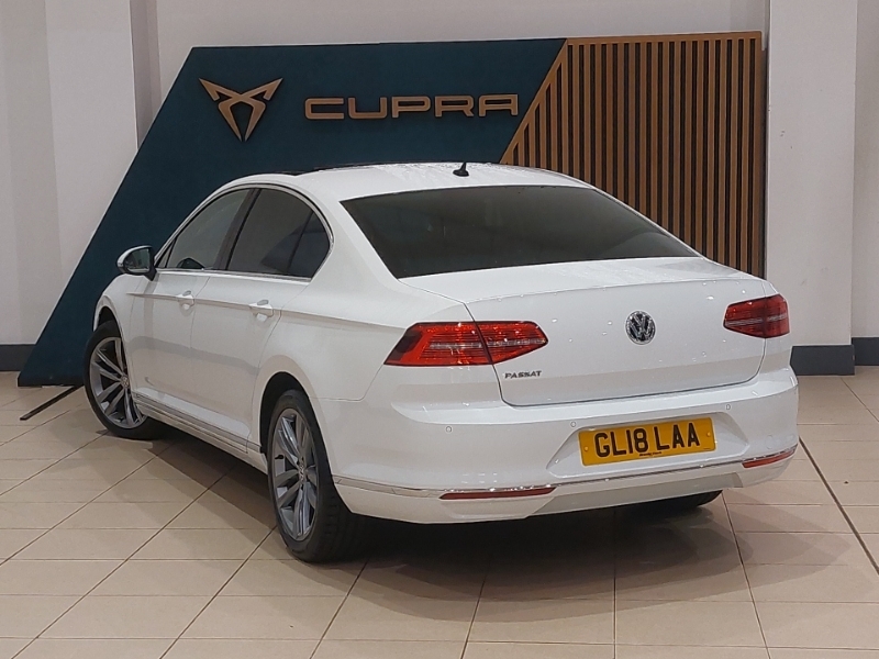 Volkswagen Passat 1.6 Tdi Gt Dsg Panoramic Roof White #2