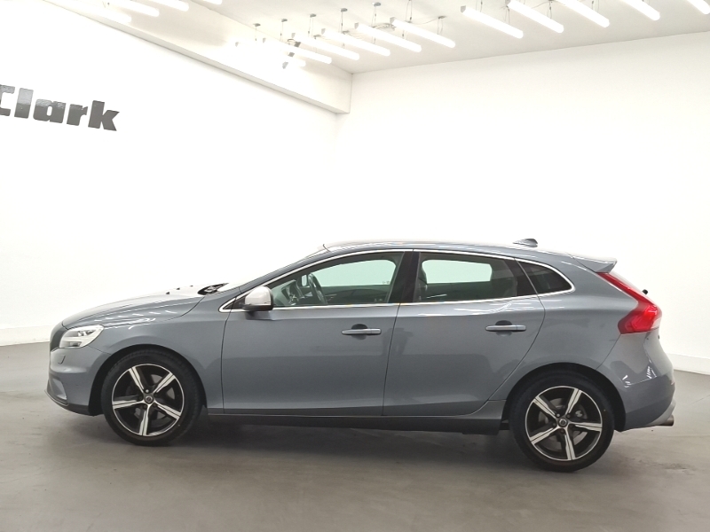 Volvo V40 T3 152 R Design Nav Plus Grey #4