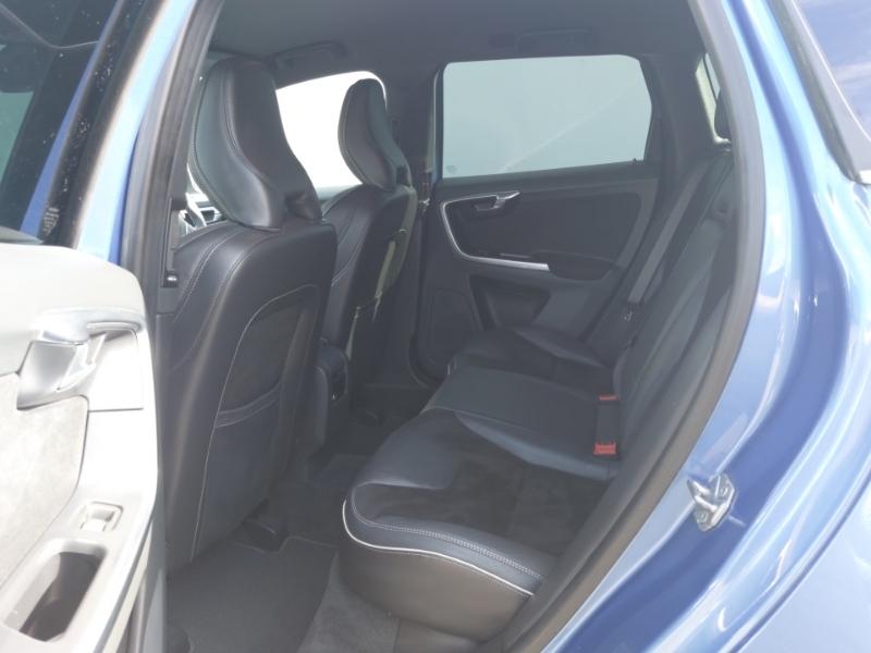 Volvo XC60 D4 190 R Design Nav Geartronic Blue #6