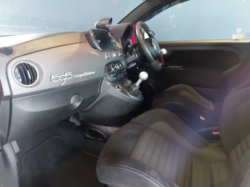 Abarth 595 1.4 T-jet 180 Competizione Red #5
