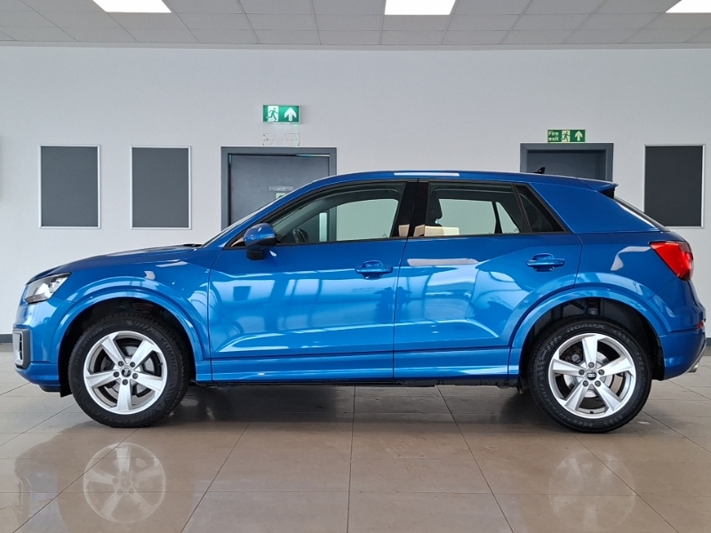Audi Q2 30 Tfsi Sport Blue #4
