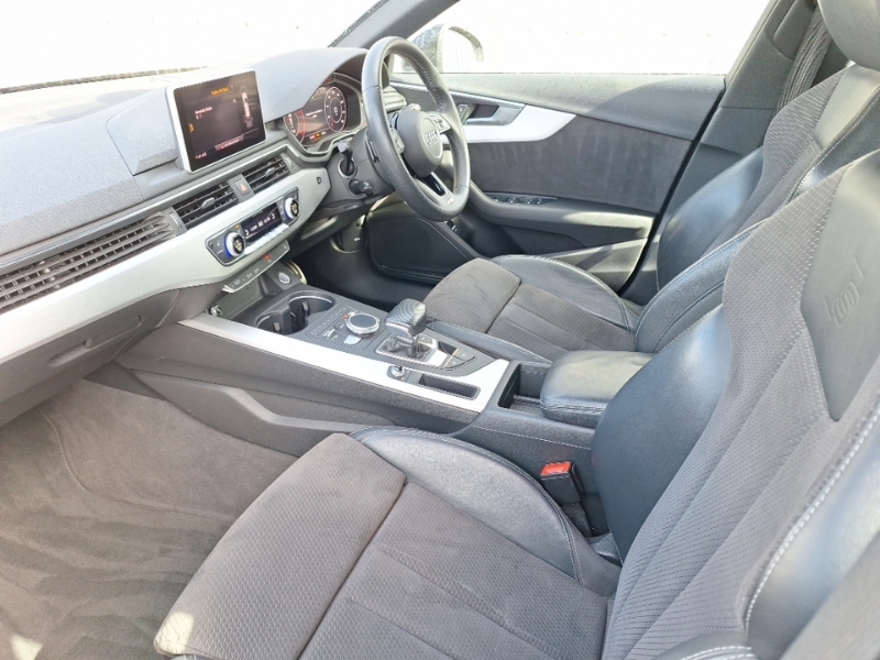Audi A4 40 Tfsi S Line S Tronic Black #5