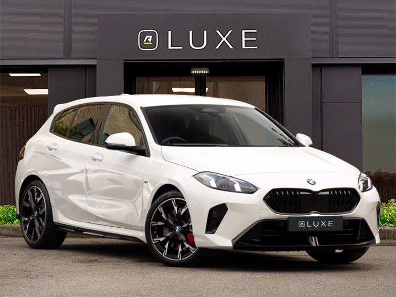 BMW 1 Series 120 M Sport Step White