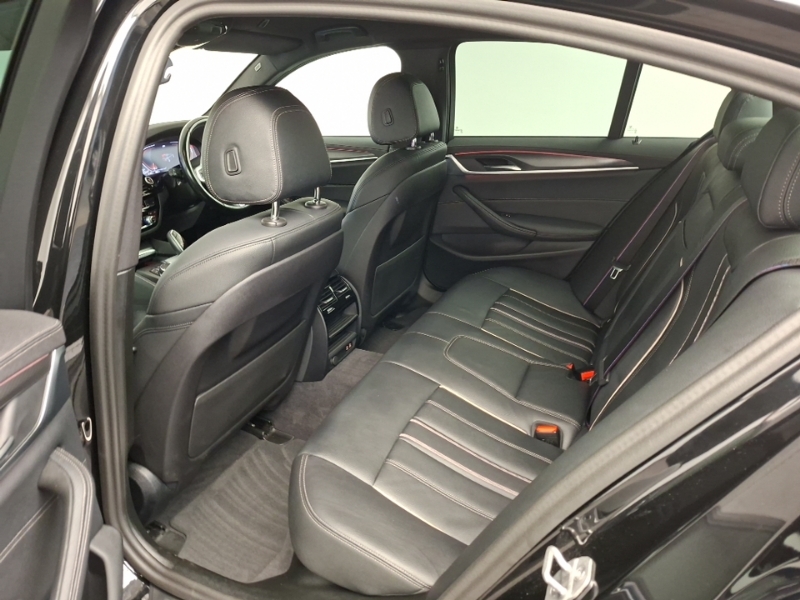 BMW 5 Series Se Grey #12