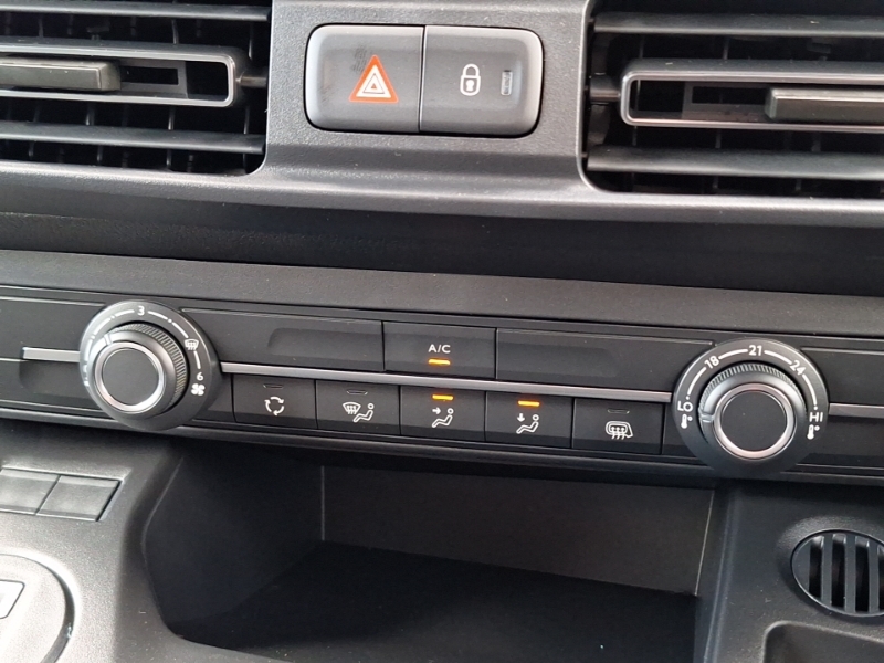 Citroen Berlingo Driver Blue #17
