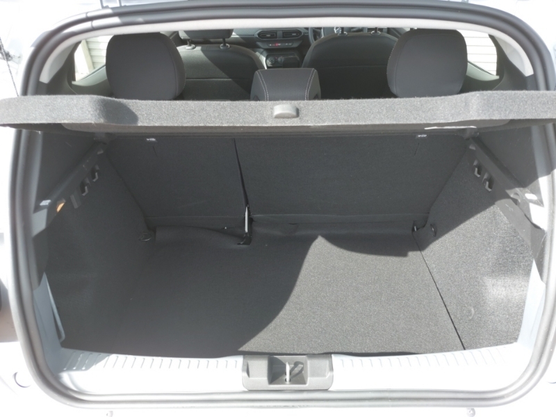 Dacia Sandero 1.0 Sce Essential White #18