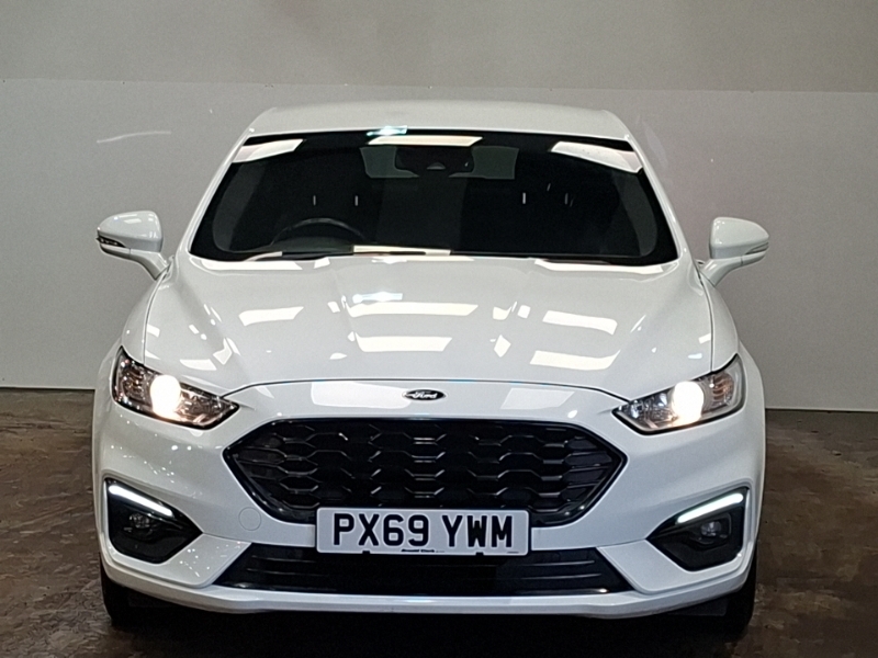 Ford Mondeo Titanium White #14
