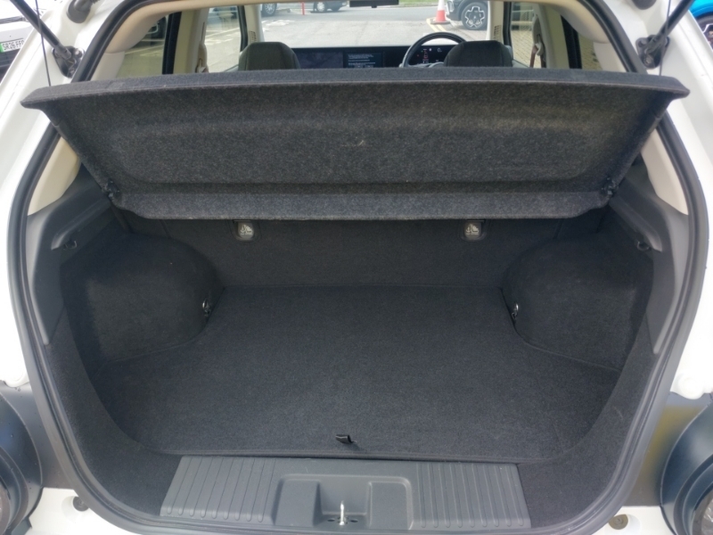 Honda E Honda Honda E 35.5Kwh Advance Hatchback Electr White #18