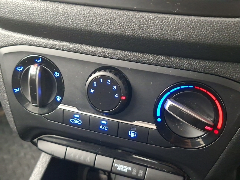 Hyundai I20 Hatchback Blue #17