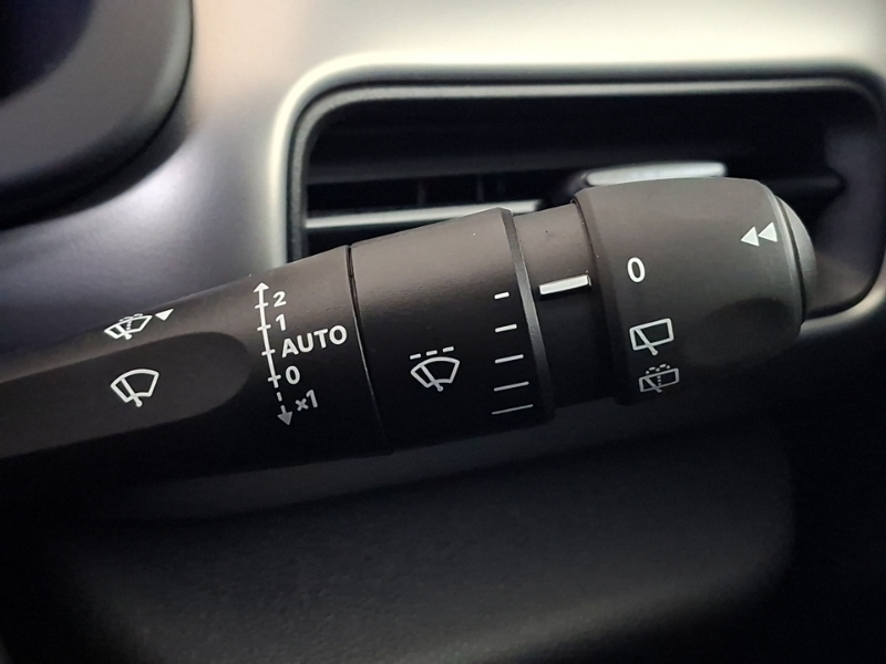Jeep Avenger 115Kw Summit 54Kwh Black #17