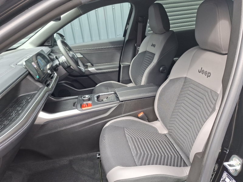 Jeep Compass 1.2 E-hybrid Summit Dct Black #5