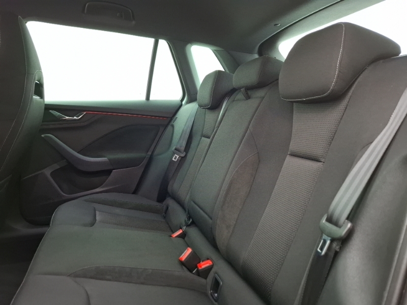 Skoda Kamiq 1.0 Tsi Design Edition Dsg Grey #6