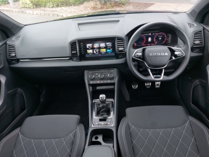 Skoda Karoq 1.5 Tsi Sportline Edition Black #3