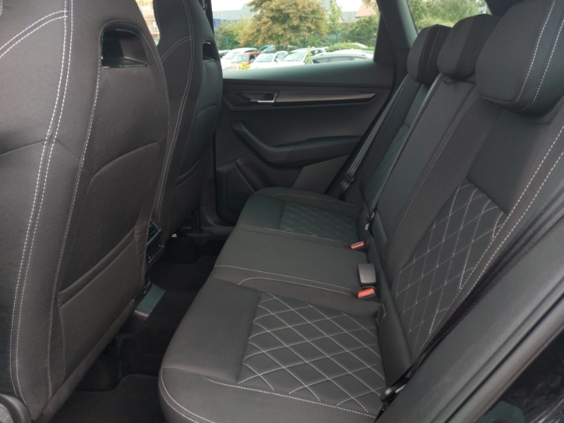 Skoda Karoq 1.5 Tsi Sportline Edition Black #6