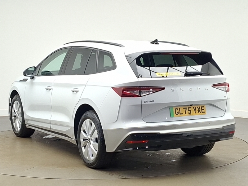Skoda ENYAQ 150Kw 60 Se L 63Kwh White #2