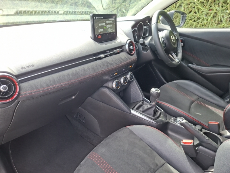 Mazda 2 1.5 E-skyactiv G Mhev Homura Aka White #5