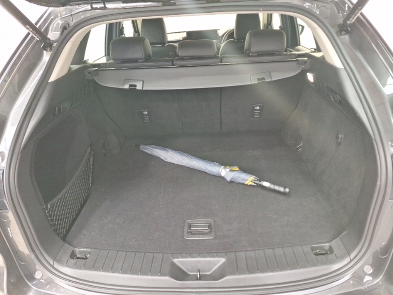 Mazda CX-60 Exclusive-line White #18