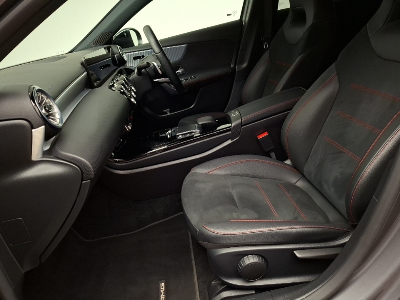 Mercedes-Benz A Class A180d 2.0 Amg Line Executive SP72NZH Grey #4