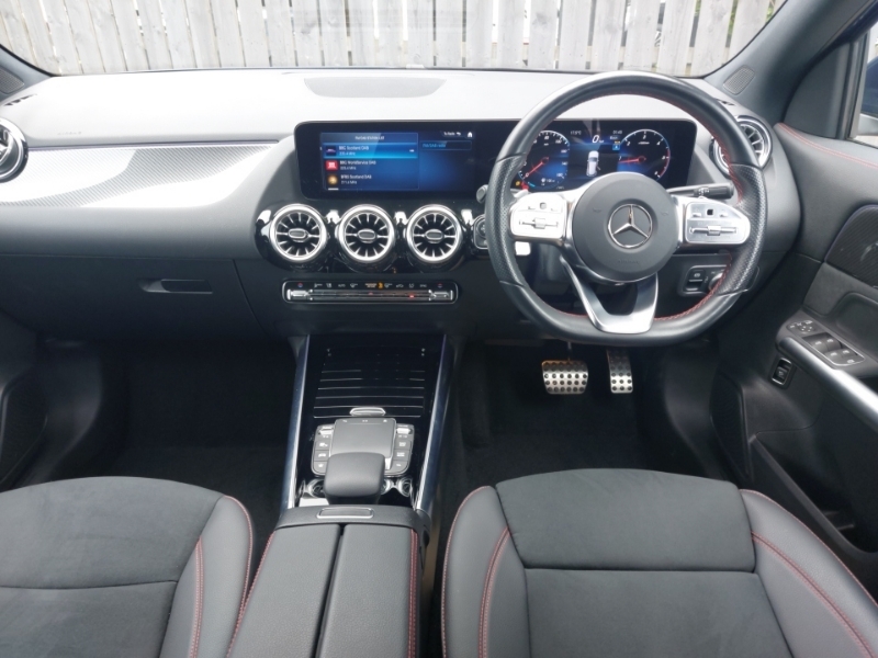 Mercedes-Benz GLA Class Gla 200D Amg Line Premium Blue #3