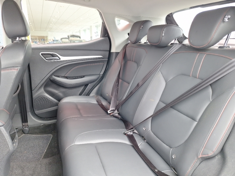 MG ZS 1.5 Vti-tech Exclusive Black #6