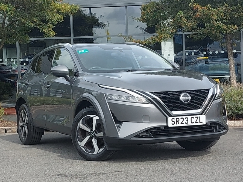 Nissan Qashqai 1.3 Dig-t Mh N-connecta Glass Roof Grey