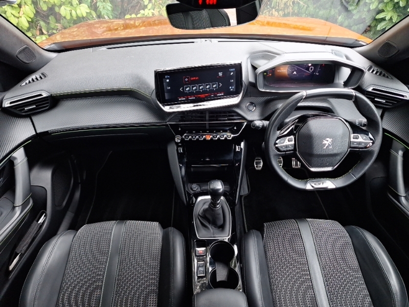 Peugeot 2008 1.2 Puretech 130 Gt Orange #3