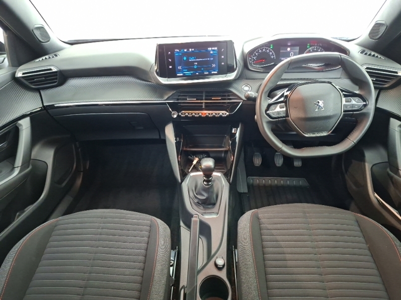 Peugeot 2008 1.2 Puretech Active Premium Black #3