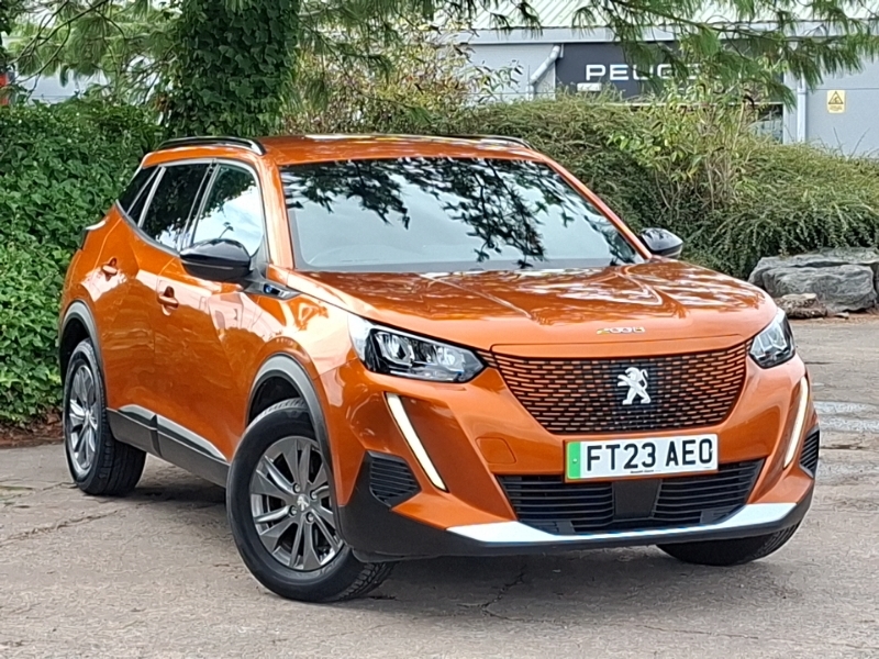 Peugeot e-2008 100Kw Active Premium 50Kwh Orange