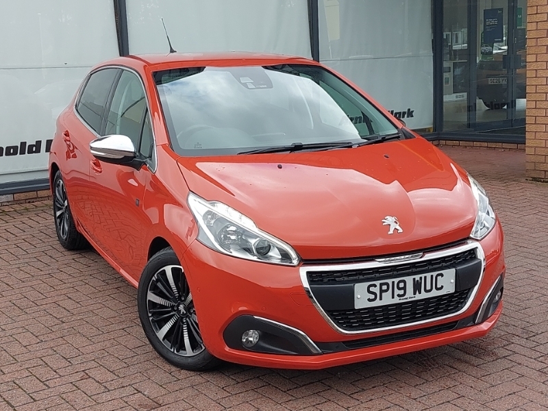 Peugeot 208 1.2 Puretech 82 Tech Edition Start Stop Orange