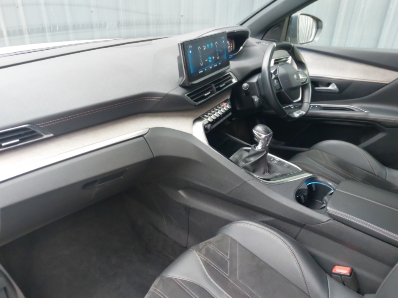 Peugeot 3008 1.5 Bluehdi Gt White #5