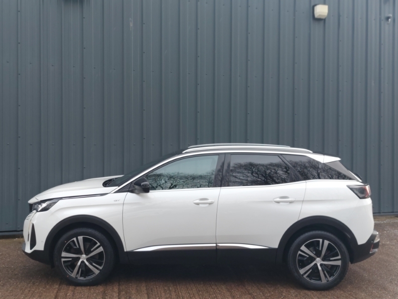 Peugeot 3008 1.5 Bluehdi Gt White #4
