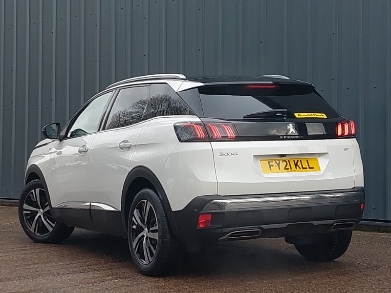 Peugeot 3008 1.5 Bluehdi Gt White #2