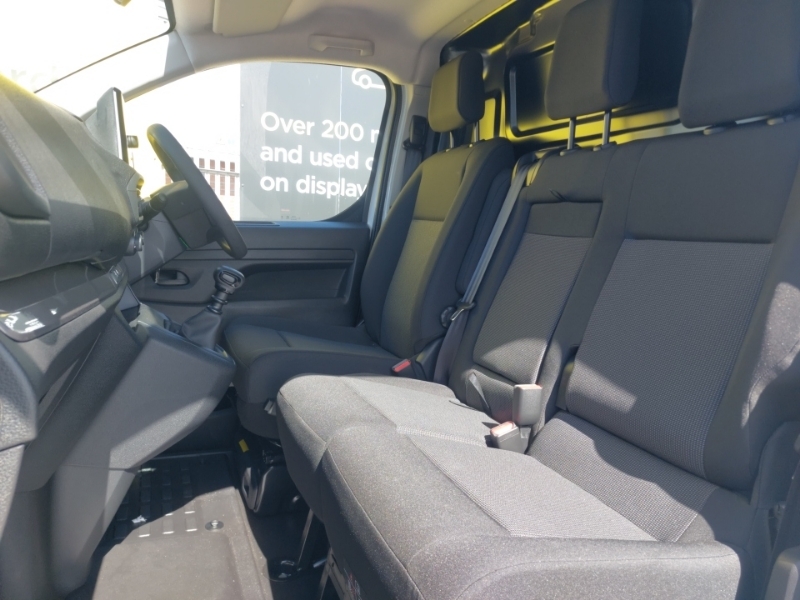 Peugeot Expert 2.0 Bluehdi 145 Asphalt Van White #5