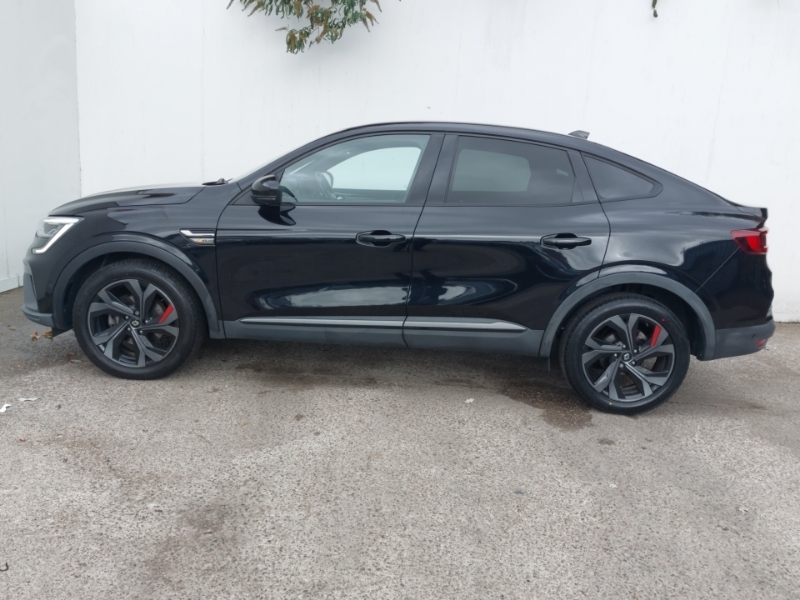 Renault Arkana 1.6 E-tech Hybrid 145 R.s. Line Black #4
