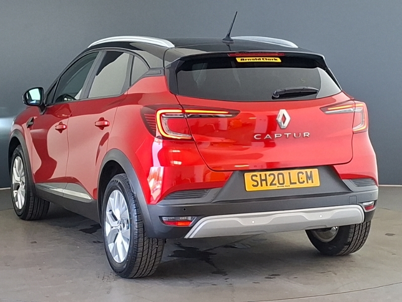 Renault Captur 1.0 Tce 100 Iconic Red #2