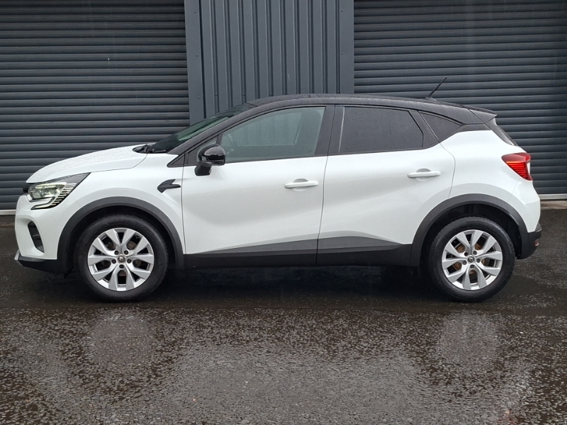 Renault Captur 1.3 Tce 140 Iconic White #4