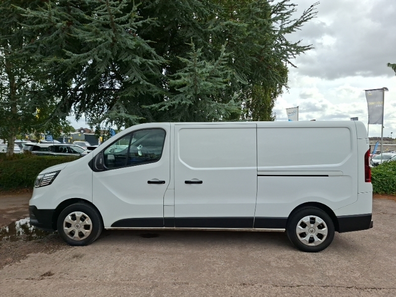 Renault Trafic Ll30 Blue Dci 130 Advance Safety Van White #4