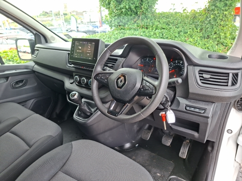 Renault Trafic Ll30 Blue Dci 130 Advance Safety Van White #3