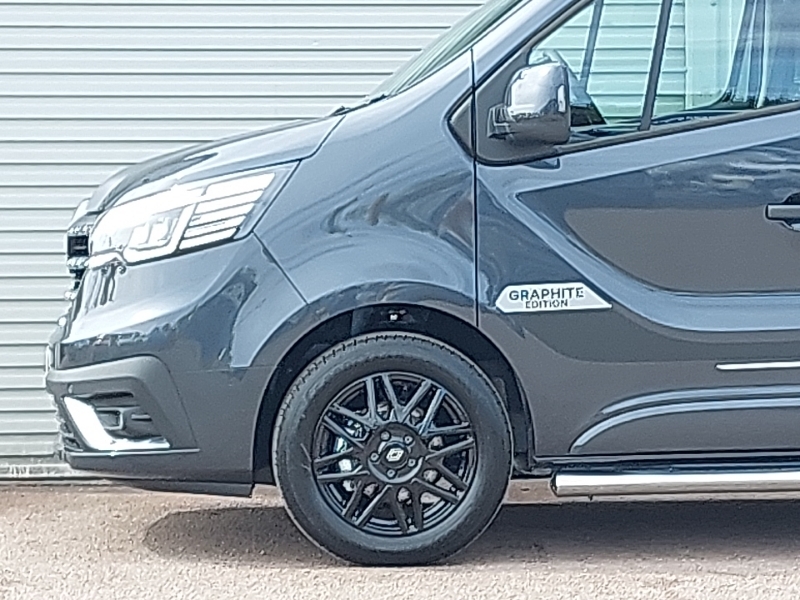 Renault Trafic Extra Sport White #19