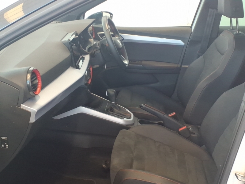 Seat Arona 1.5 Tsi 150 Fr Sport Dsg White #5